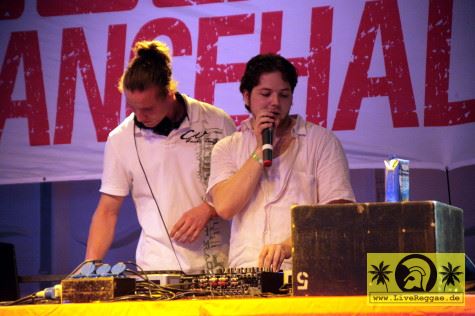 Reggae Bash International (D) Summer Jam Festival - Yellow Tent - Fuehlinger See, Koeln - 4. Juli 2009 (6).JPG